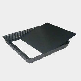 Square fluted tart mould with removable bottom 23CM \4709.18-D3244